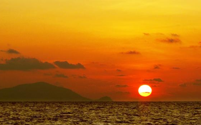 Ngắm mặt trời mọc tại Bãi Sao