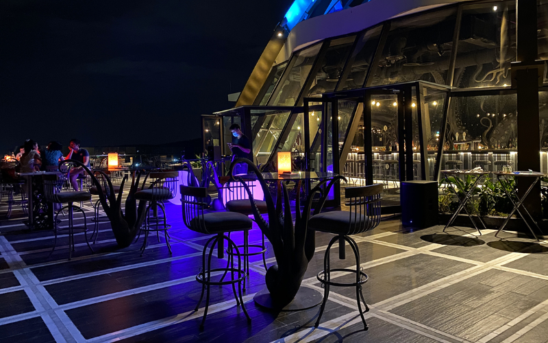 Mùa mưa Phú Quốc nên đi thử quán Bar & Club