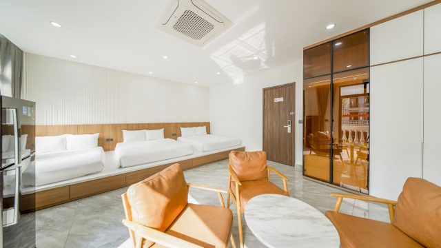 Family lớn 311 - Toilet ngoài