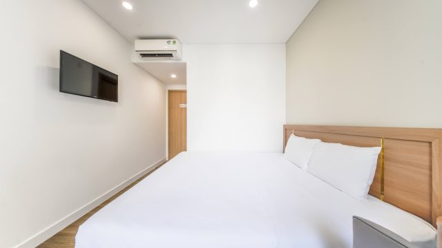Phòng đơn tiêu chuẩn 202 Lalisa Hotel
