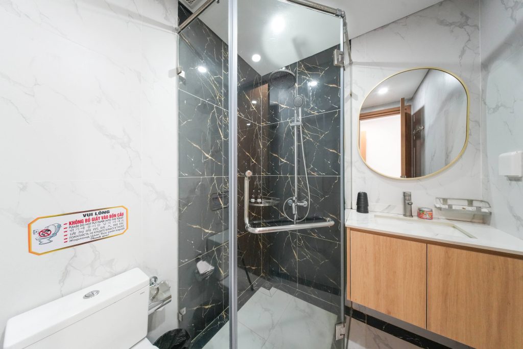 phong-don-tieu-chuan-202-phong-tam
